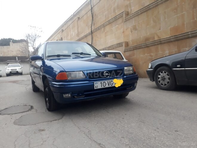 Opel Astra 1996, 360,637 km - 1.6 l - Bakı