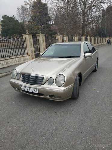 Mercedes E 240 2000, 225,000 km - 2.4 l - Mingəçevir