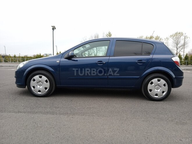 Opel Astra 2005, 220,000 km - 1.4 l - Şəki
