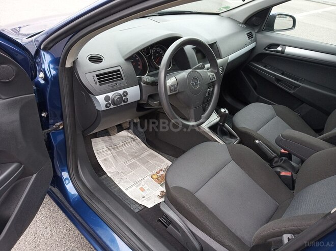 Opel Astra 2005, 220,000 km - 1.4 l - Şəki