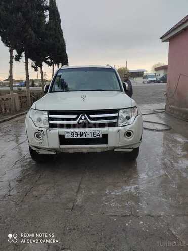 Mitsubishi Pajero 2008, 235,000 km - 3.0 l - Sabirabad