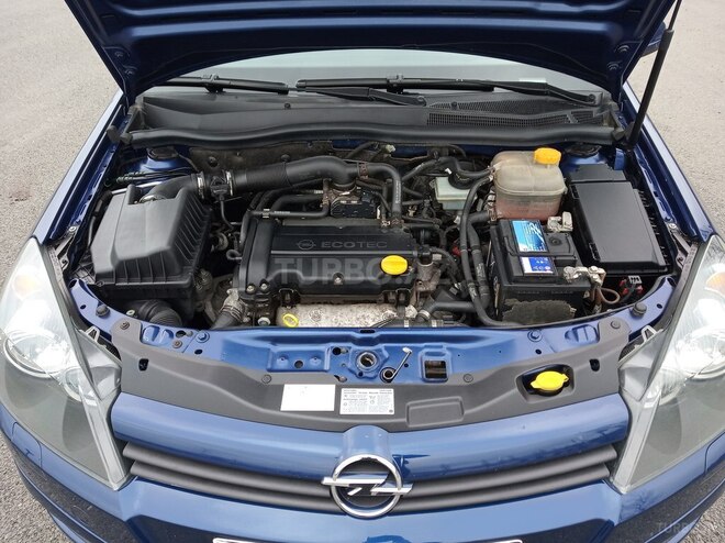 Opel Astra 2005, 220,000 km - 1.4 l - Şəki