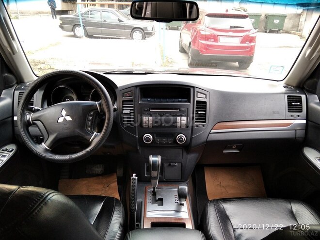 Mitsubishi Pajero 2007, 138,000 km - 3.0 л - Bakı