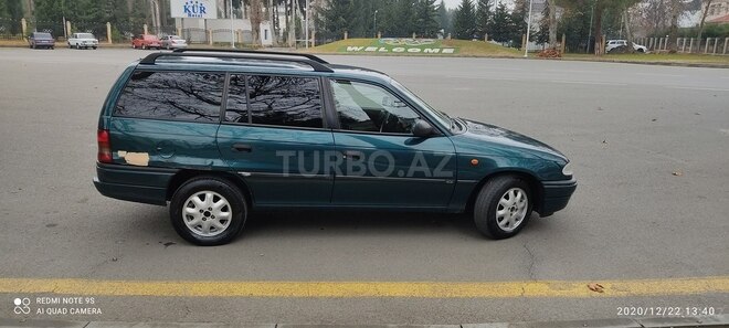 Opel Astra 1998, 325,400 km - 1.8 л - Mingəçevir