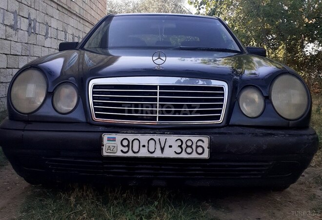 Mercedes E 220 1998, 500,000 km - 2.2 л - İmişli