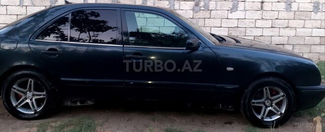 Mercedes E 220 1998, 500,000 km - 2.2 л - İmişli