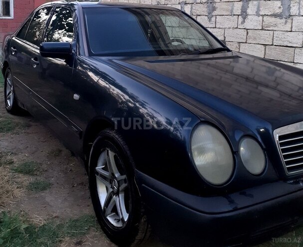 Mercedes E 220 1998, 500,000 km - 2.2 л - İmişli