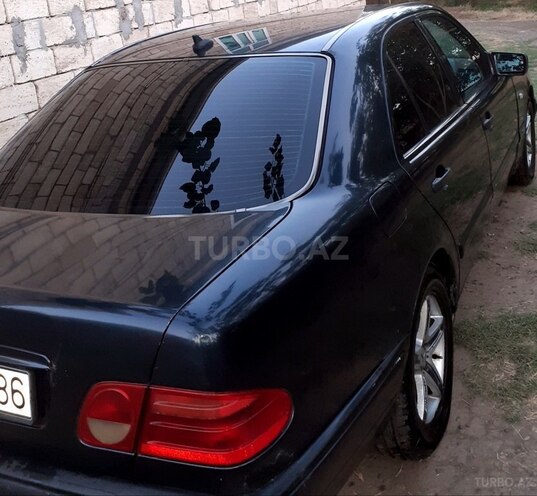 Mercedes E 220 1998, 500,000 km - 2.2 л - İmişli