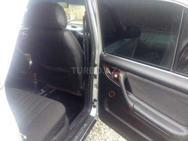 GAZ 31105 2004, 134,576 km - 2.4 l - Sumqayıt