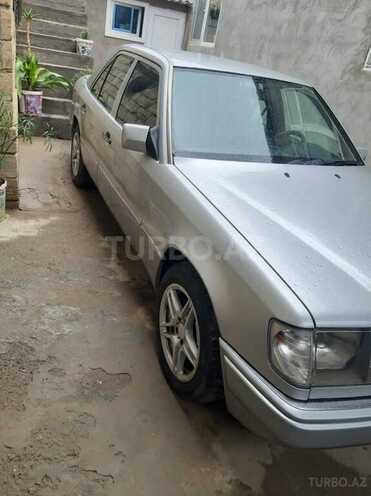 Mercedes E 260 1991, 395,000 km - 2.6 l - Bakı