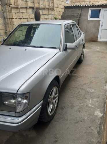 Mercedes E 260 1991, 395,000 km - 2.6 l - Bakı