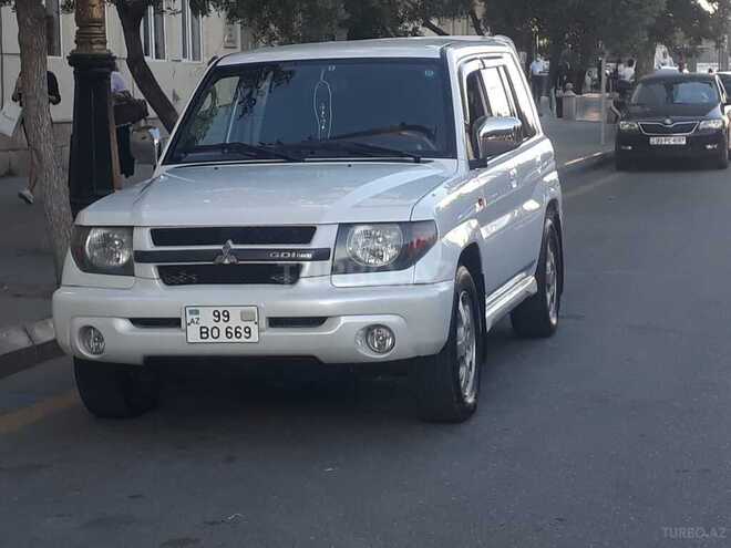 Mitsubishi Pajero io 2001, 205,242 km - 2.0 l - Bakı