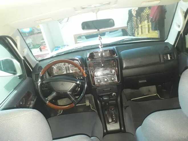 Mitsubishi Pajero io 2001, 205,242 km - 2.0 l - Bakı
