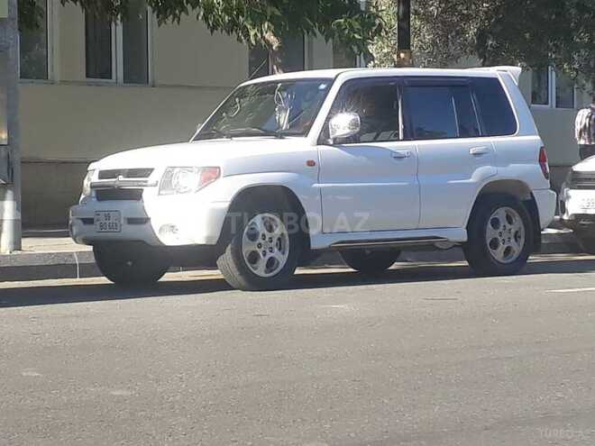 Mitsubishi Pajero io 2001, 205,242 km - 2.0 l - Bakı