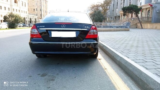 Mercedes E 220 2007, 198,300 km - 2.2 l - Bakı