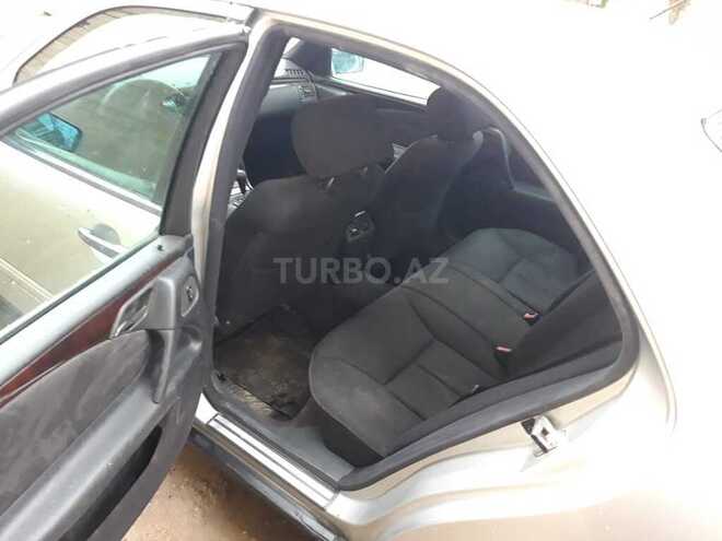 Mercedes E 200 1997, 350,000 km - 2.0 l - Bakı