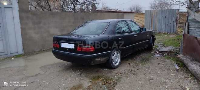 Mercedes E 320 1996, 196,000 km - 3.2 l - Sumqayıt