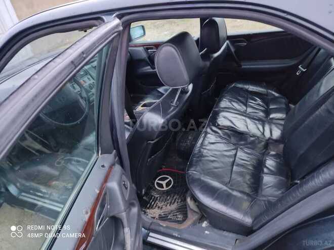 Mercedes E 320 1996, 196,000 km - 3.2 l - Sumqayıt