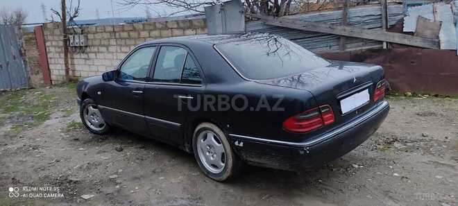 Mercedes E 320 1996, 196,000 km - 3.2 l - Sumqayıt