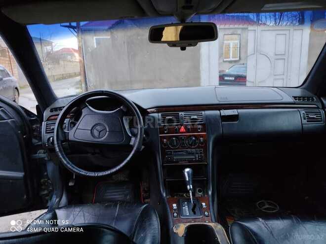 Mercedes E 320 1996, 196,000 km - 3.2 l - Sumqayıt