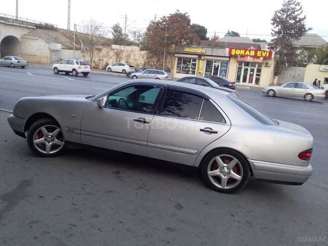 Mercedes E 230 1996, 280,000 km - 2.3 л - Bakı
