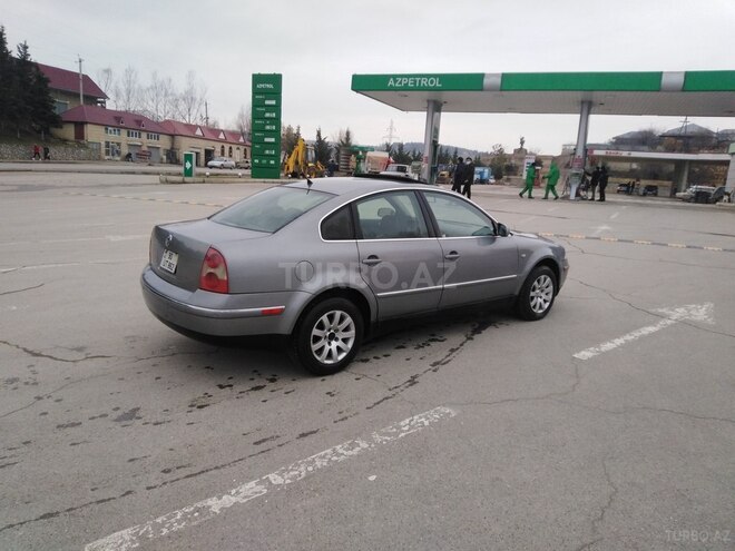 Volkswagen Passat 2002, 226,000 km - 1.8 l - Şamaxı