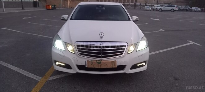 Mercedes E 200 2010, 198,000 km - 1.8 л - Bakı