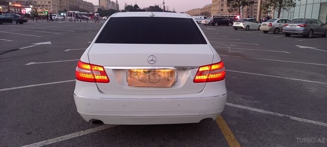 Mercedes E 200 2010, 198,000 km - 1.8 л - Bakı