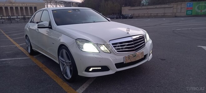 Mercedes E 200 2010, 198,000 km - 1.8 л - Bakı