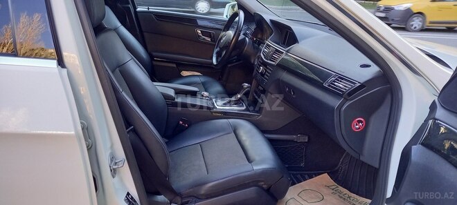 Mercedes E 200 2010, 198,000 km - 1.8 л - Bakı