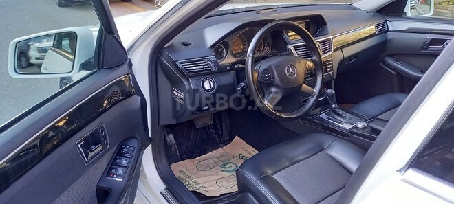 Mercedes E 200 2010, 198,000 km - 1.8 л - Bakı