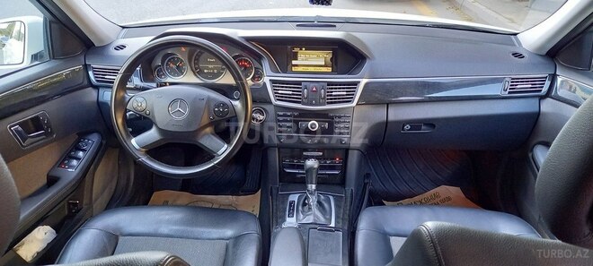 Mercedes E 200 2010, 198,000 km - 1.8 л - Bakı