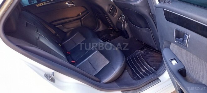 Mercedes E 200 2010, 198,000 km - 1.8 л - Bakı