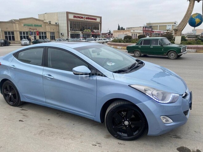 Hyundai Elantra 2011, 200,000 km - 1.8 l - Xaçmaz