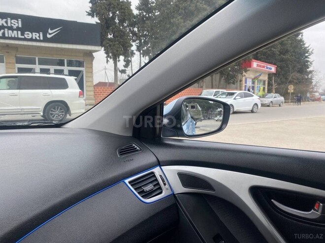 Hyundai Elantra 2011, 200,000 km - 1.8 l - Xaçmaz