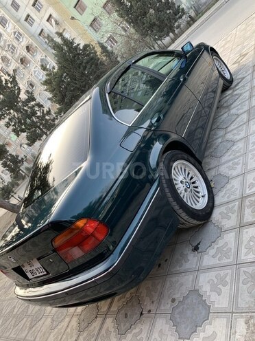BMW 528 1997, 271,000 km - 2.8 l - Gəncə