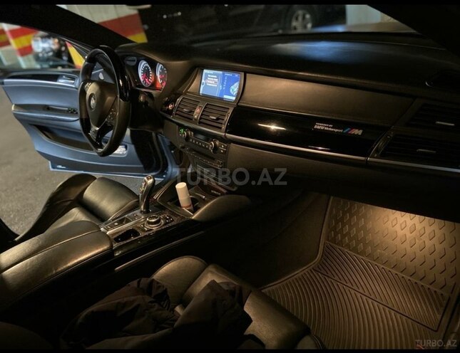 BMW X6 M 2009, 107,000 km - 4.4 л - Bakı
