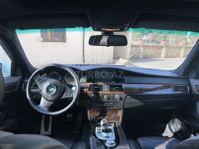 BMW M5 2005, 152,000 km - 5.0 l - Bakı
