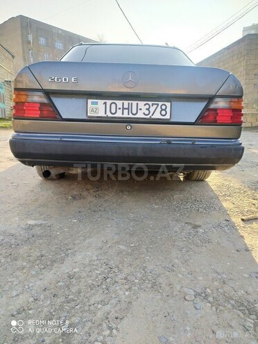 Mercedes E 250 1989, 356,544 km - 2.5 l - Bakı