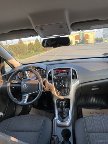 Opel Astra 2011, 168,000 km - 1.3 l - Bakı