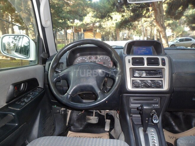 Mitsubishi Pajero io 2000, 272,500 km - 1.8 l - Bakı