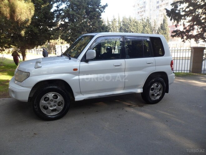 Mitsubishi Pajero io 2000, 272,500 km - 1.8 l - Bakı