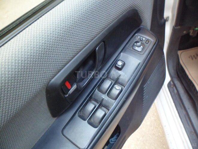 Mitsubishi Pajero io 2000, 272,500 km - 1.8 l - Bakı
