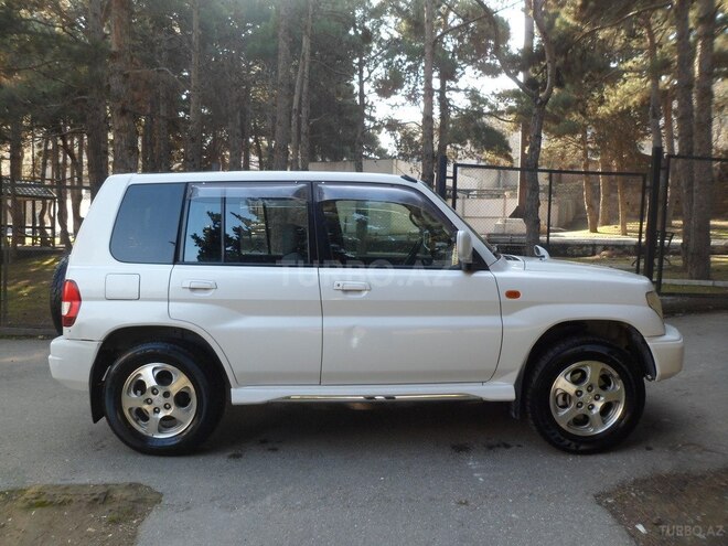Mitsubishi Pajero io 2000, 272,500 km - 1.8 l - Bakı