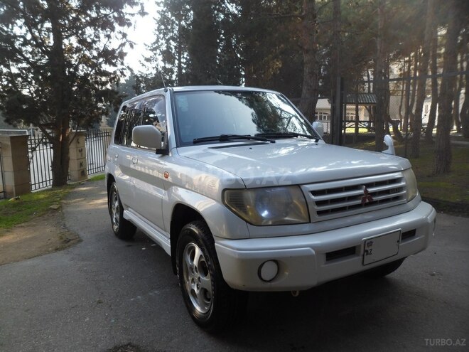 Mitsubishi Pajero io 2000, 272,500 km - 1.8 l - Bakı