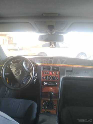 Mercedes E 240 1998, 288,600 km - 2.4 л - Gəncə