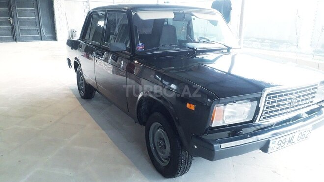 LADA (VAZ) 2107 2010, 97,645 km - 1.6 л - Salyan