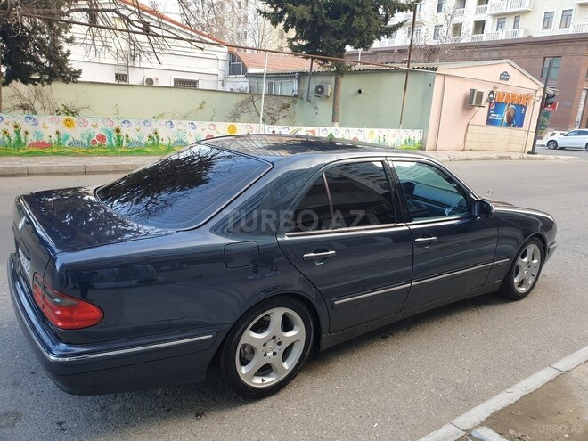 Mercedes E 240 2000, 229,000 km - 2.4 л - Bakı