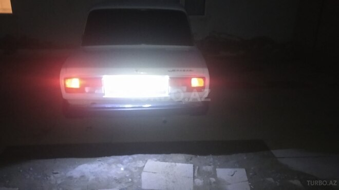 LADA (VAZ) 2107 2009, 85,000 km - 1.8 l - Bakı