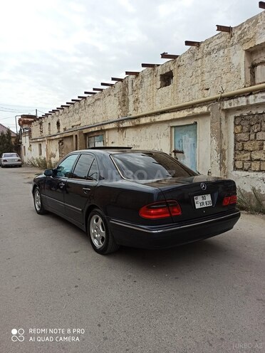 Mercedes E 320 2001, 305,000 km - 3.2 l - Bakı